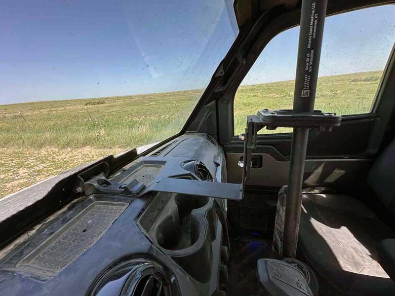 Polaris Ranger 1500 UTV Gun Rack Mounting Bracket 1 Polaris Ranger 1500 UTV Gun Rack Side View